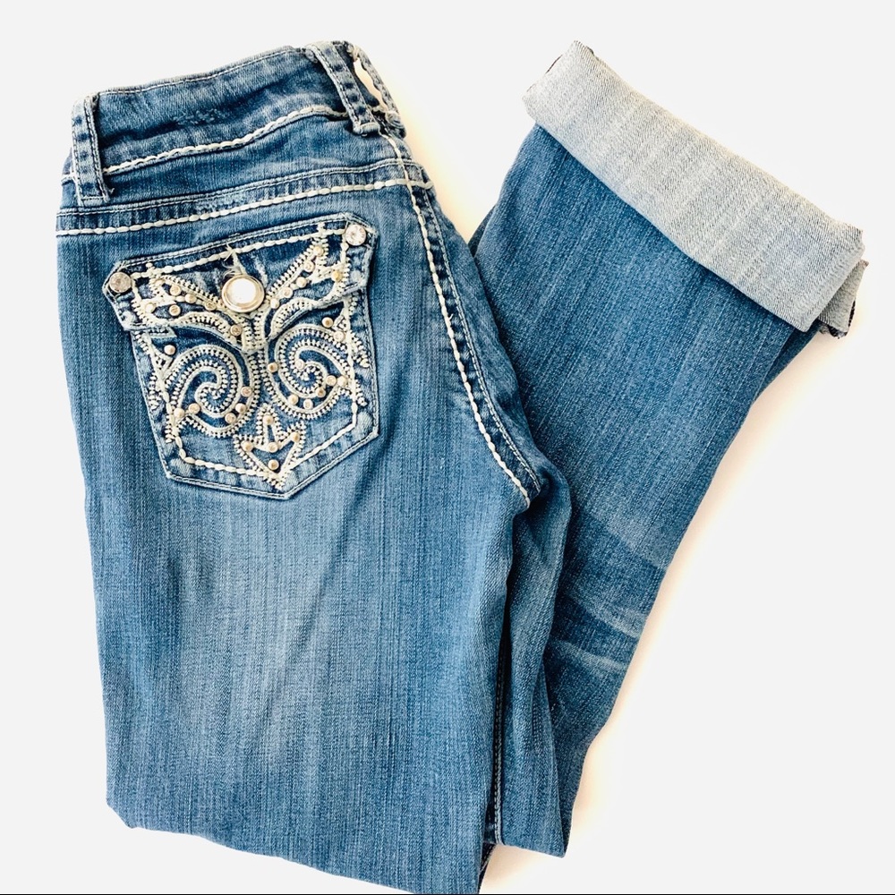 Women’s Size 5! - Picture 2 of 5